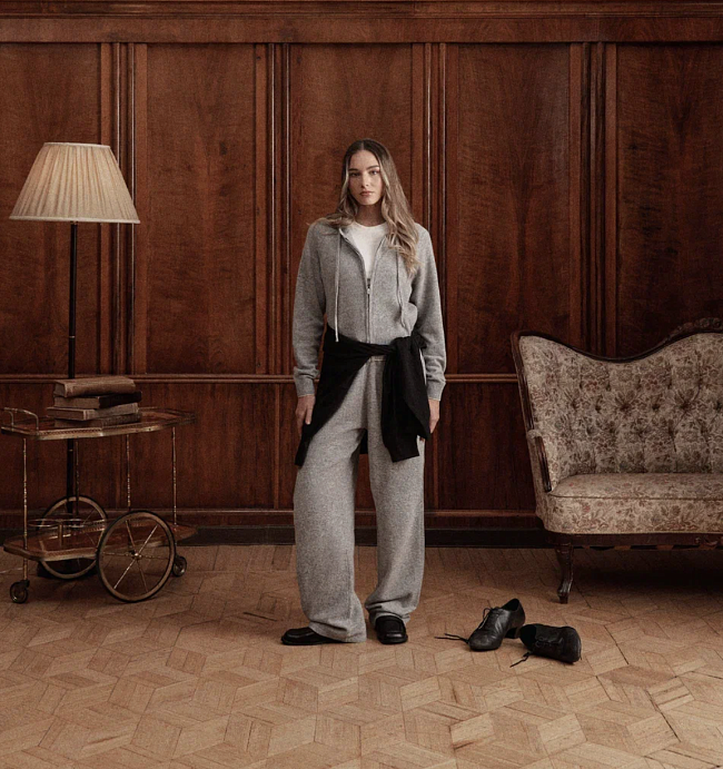 Модный дайджест: коллекция YULIAWAVE Wellness, специальный выпуск часов Ракета «BIG ZERO» и другие новости фото № 5