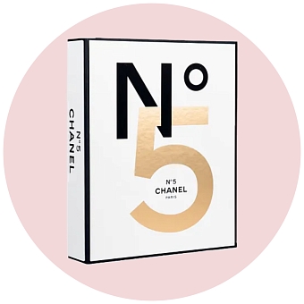 Книга Chanel №5. Анатомия мифа. Архитектура легенды, slovobooks.ru фото № 28