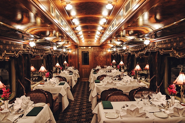 Под стук колес: 7 самых роскошных поездов в мире фото № 7