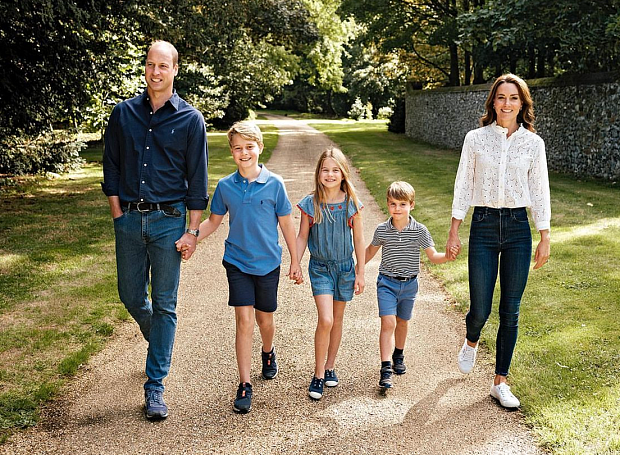 Джордж, Шарлотта и Луи: 8 принципов воспитания детей в королевской семье