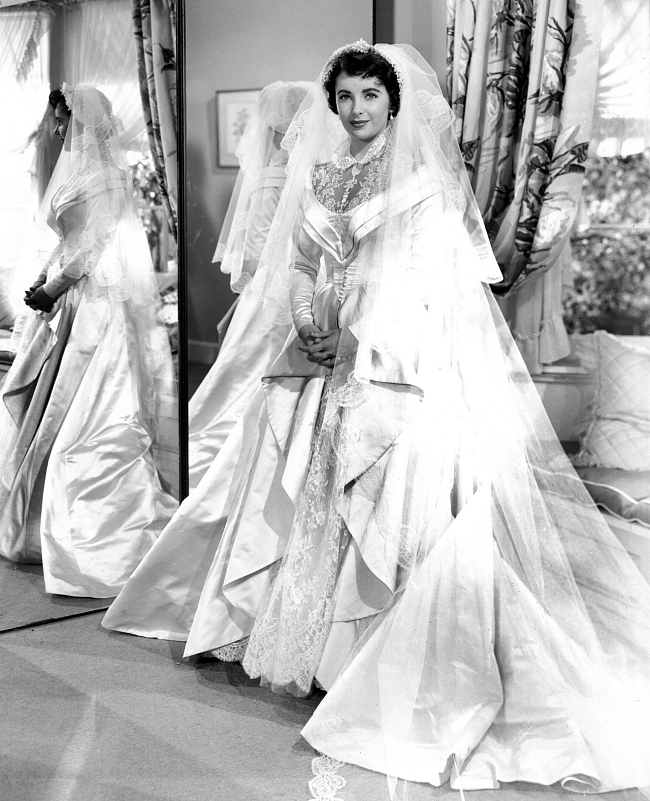 Элизабет Тейлор в платье дизайна Хелен Роуз, фильм «Отец невесты» фото № 38