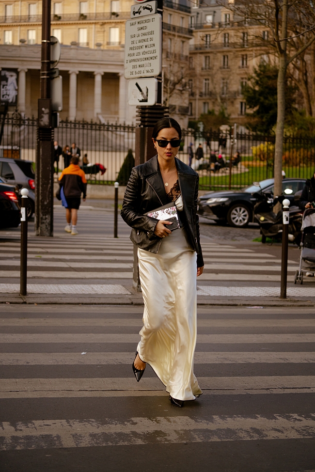 Стритстайл на Неделе моды в Париже осень-зима 2022/23 фото № 1