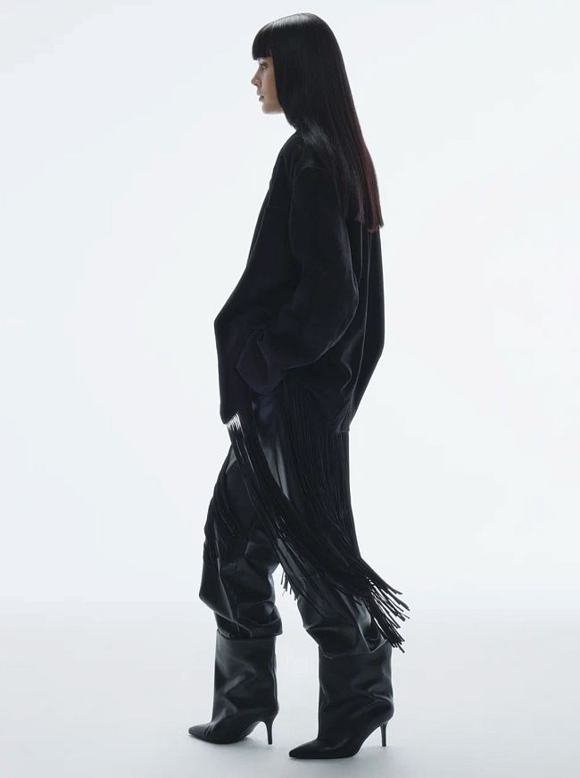 Модный дайджест: обновленная коллекция POSIÉ «Коронация», весенняя капсула MY812 и другие новости фото № 2