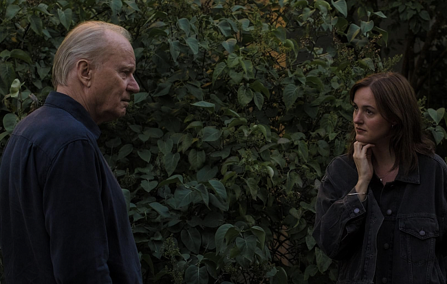 Стеллан Скарсгард в фильме «Сентиментальная ценность» фото № 11