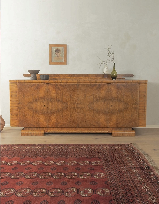 Настенные ковры, бахрома и винтажная мебель: тренды дизайна интерьера фото № 5