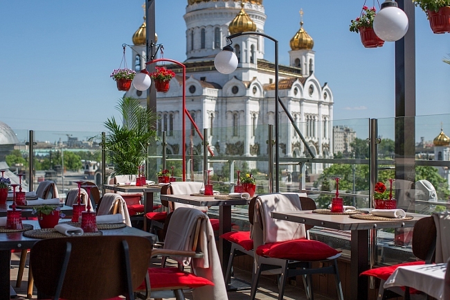 Весна в городе: 13 лучших веранд и террас Москвы, которые уже открылись фото № 3