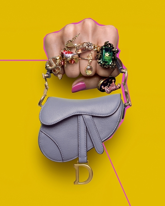 Dior выпустили миниатюрные версии своих культовых сумок