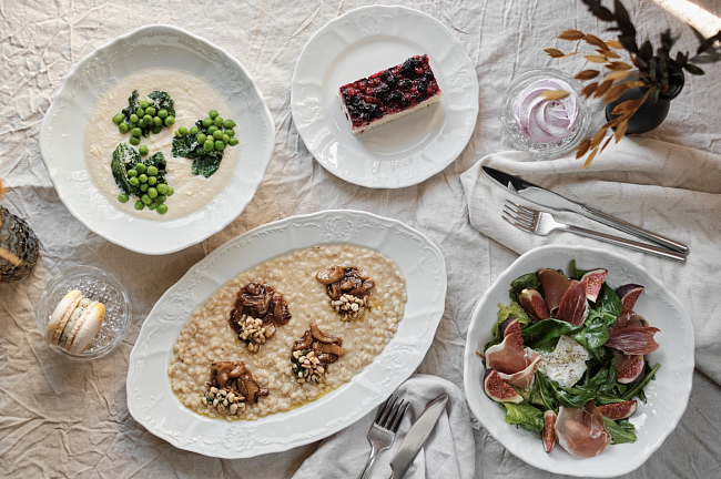 Гастро-неделя: осеннее меню Nothing Fancy, «Айна» x okolo и день рождения Mela фото № 6