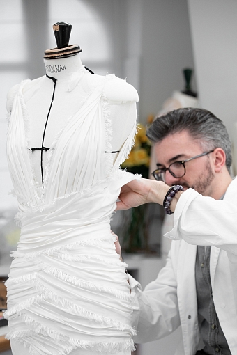 Как создавалось платье Леди Гаги для SAG Awards 2019 фото № 4