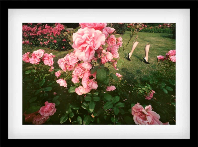 Guy Bourdin, Advertising campaign for the Charles Jourdan brand, September 1979 фото № 3