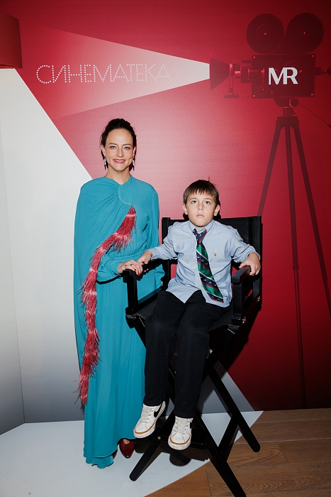 Александра Лекомцев с сыном фото № 30