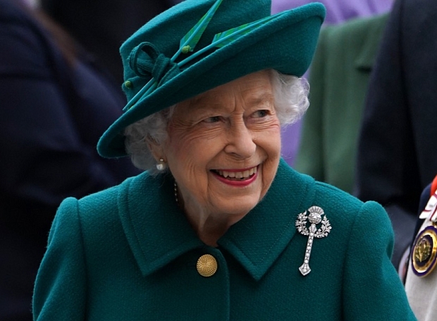 Королева Елизавета II впервые выступила с речью о покойном принце Филиппе