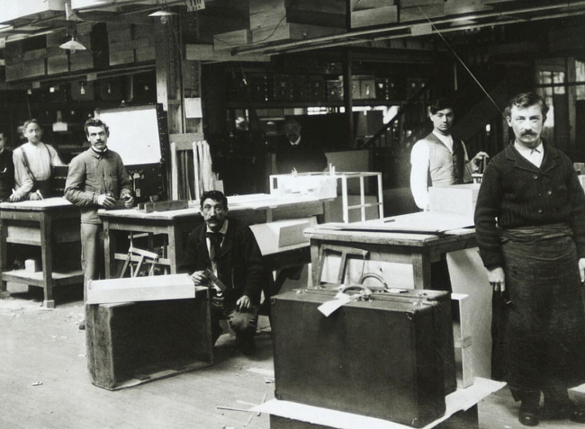 Архивная фотография мастерской Louis Vuitton в Аньере фото № 1