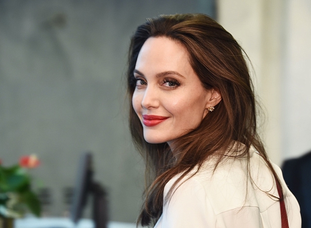Как Анджелина Джоли отметила день рождения?