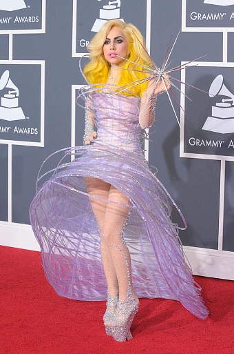 Леди Гага на премии «Грэмми-2011» фото № 7