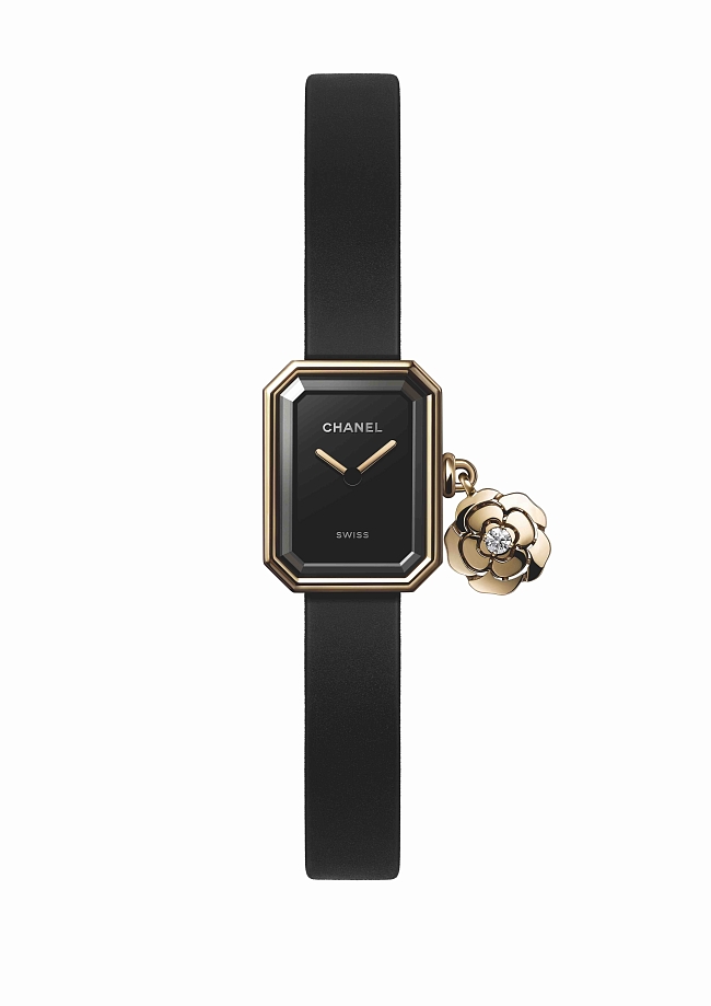 Камелии для Мадмуазель: новые часы и кольцо Chanel фото № 2