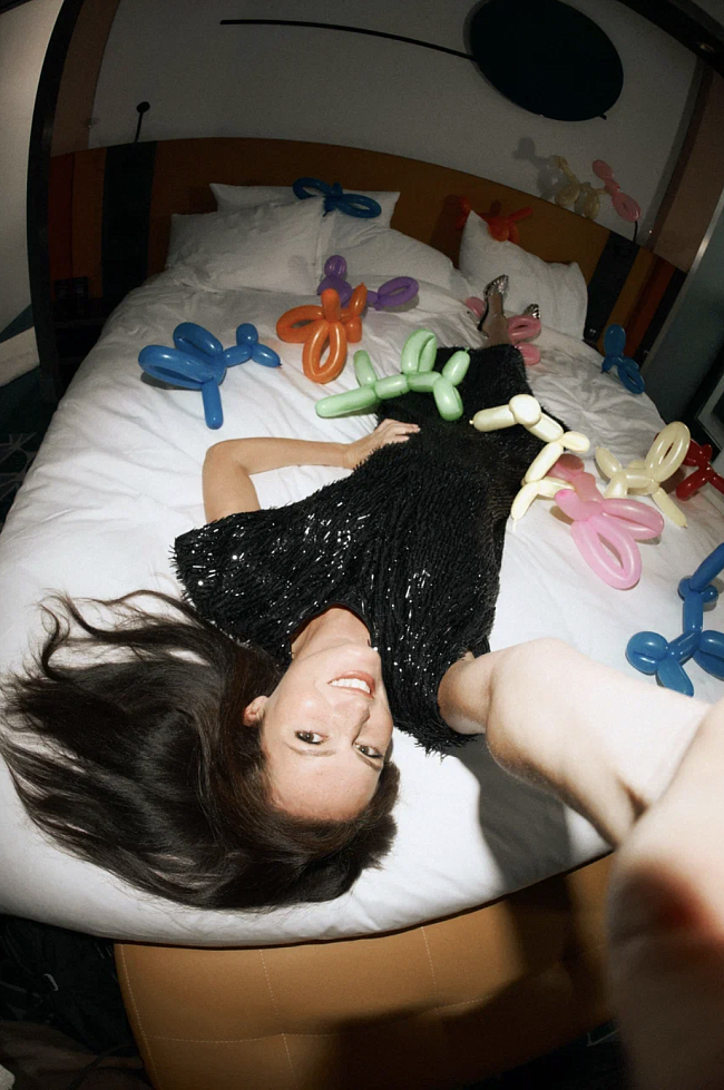 На Ренате Пиотровски: платье, Federica Tosi (Bosco Family ГУМ); босоножки, Tendance (Rendez-Vous) фото № 8