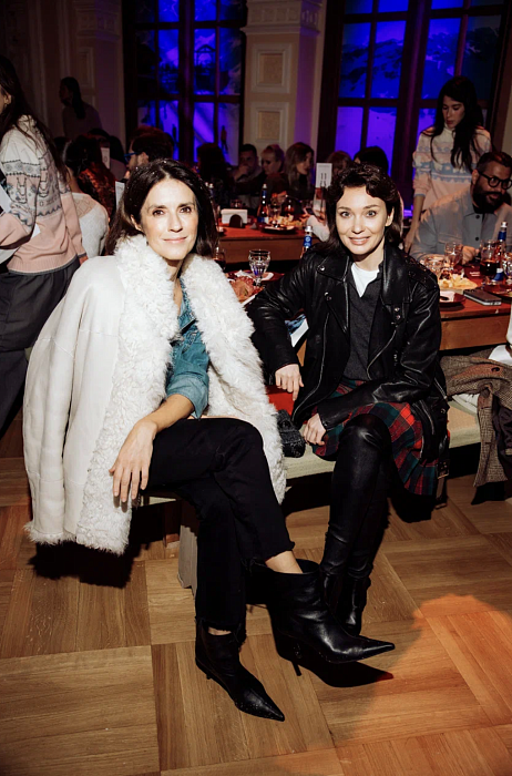 Ксения Соловьева и Евгения Милова фото № 5