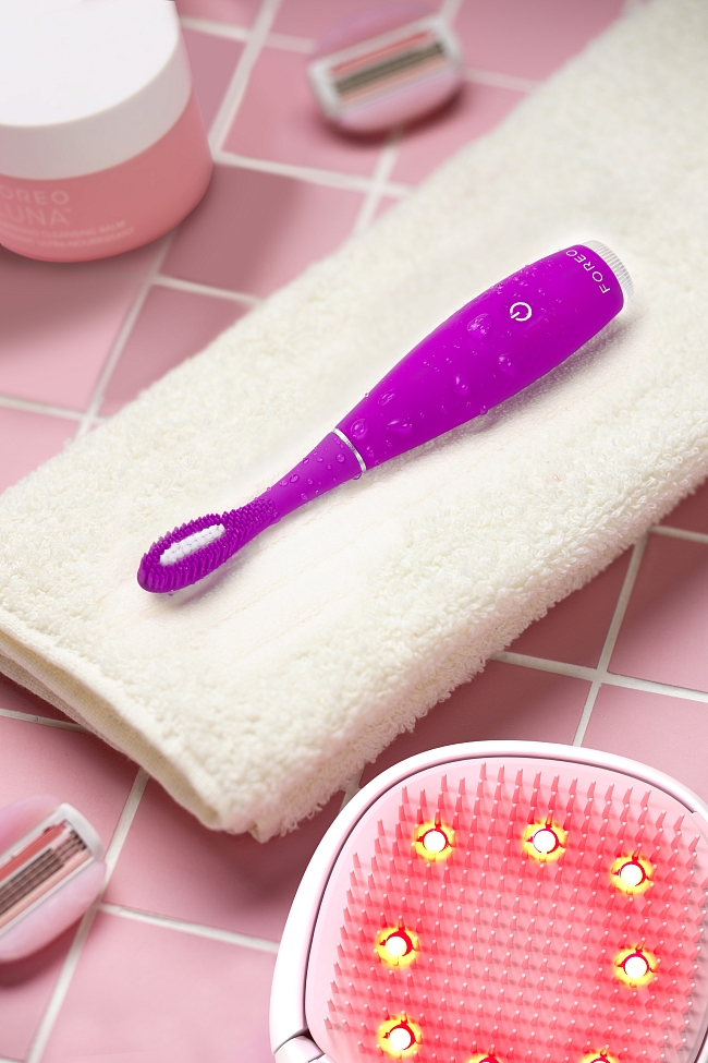 Бьюти-дайджест: регенерирующий бальзам для тела Algotherm, новый парфюм Zielinski & Rozen и звуковая зубная щетка FOREO фото № 5