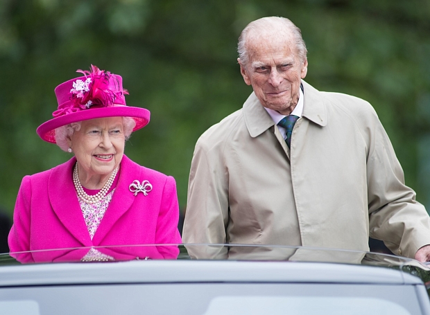 Королева Елизавета II трогательно почтила память принца Филиппа