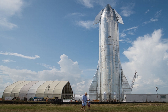 Компания Илона Маска Space X построит курорт для космических путешествий фото № 1