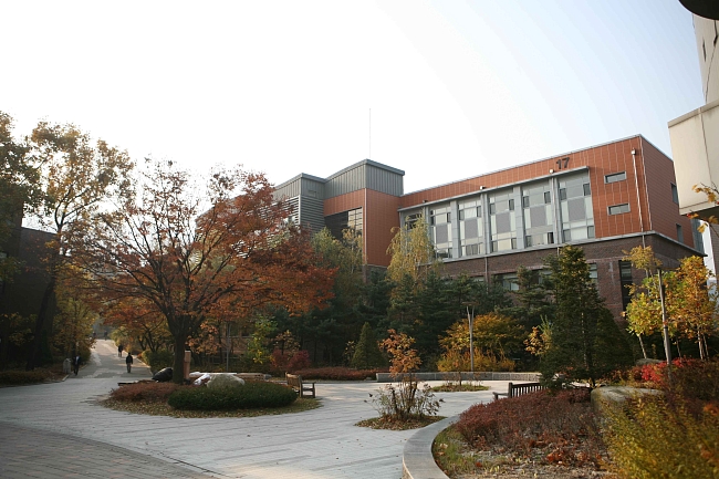 Сеульский национальный университет (SNU) фото № 3