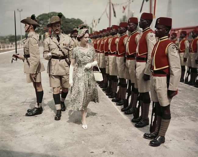 Елизавета II в Нигерии, 1956 фото № 2
