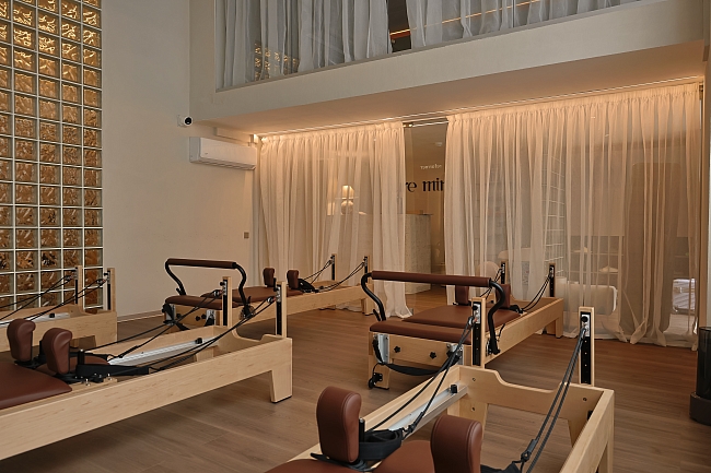 Дайджест красоты: инновационная методика в Swiss Beauty Clinic, открытие студии растяжки SMSTRETCHING в Санкт-Петербурге, косметика с искусственным интеллектом от HELMS фото № 3