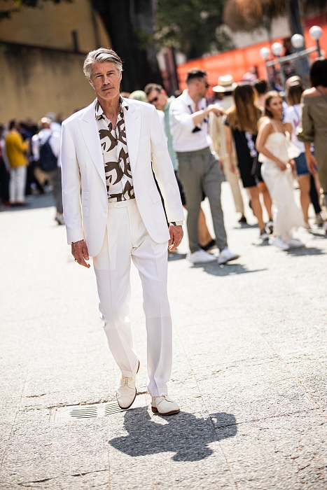 Стритстайл: самые стильные и красивые мужчины на Pitti Uomo 2020 фото № 9