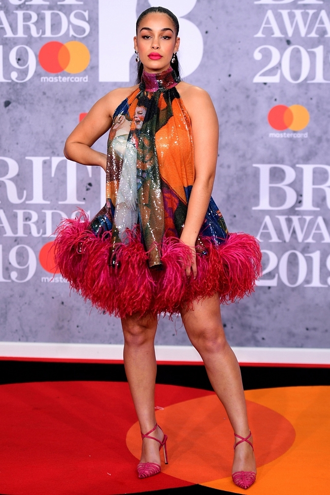 Джорджа Смит в 16Arlington на церемонии The BRIT Awards в Лондоне, 2019 фото № 7