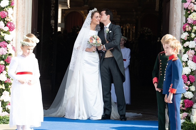 Еще одна королевская свадьба: герцогиня Софи фон Вюртемберг и граф Максимилиан Д'Адинье фото № 1