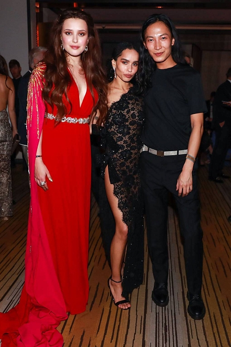 Кэтрин Лэнгфорд, Зои Кравиц и Александр Вэнг на афтепати Versace фото № 8