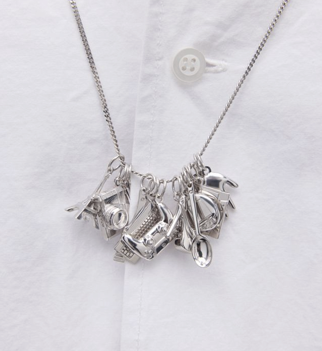 Fashion-дайджест: новогодняя коллекция FURLA, GRATE x CHOUX и другие новости фото № 8