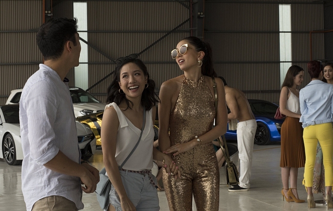Почему «Безумно богатые азиаты» – самый обсуждаемый и модный фильм сезона? фото № 3