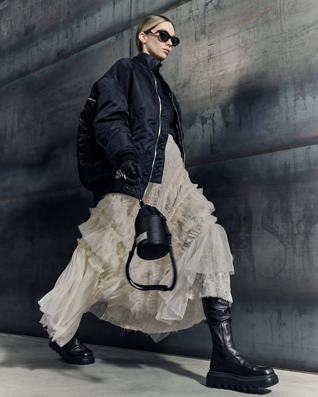 Модный дайджест: капсульная коллекция сумок «Меха Екатерина», показ SERGEY SYSOEV и другие новости фото № 6