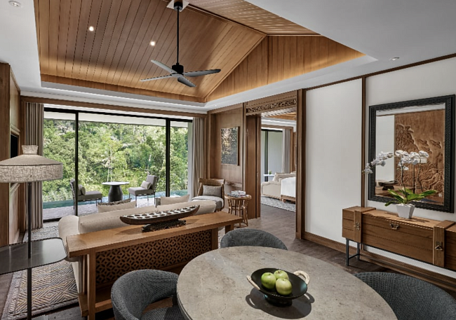 Вилла с бассейном-инфинити фото № 2