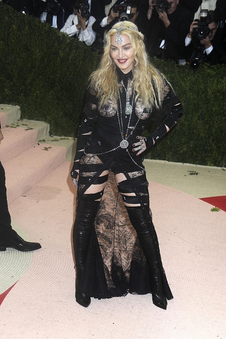 Мадонна в Givenchy, 2016 фото № 18