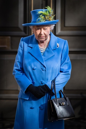 Королева Елизавета II в Уотергейт-Хаус, 2019 фото № 13