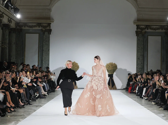 Как прошел показ новой коллекции YANINA Couture SS’2026 фото № 5