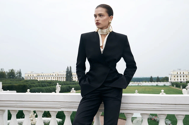 Fashion-дайджест: кампейн 12 STOREEZ, новые модели JENЁK и другие новости фото № 3