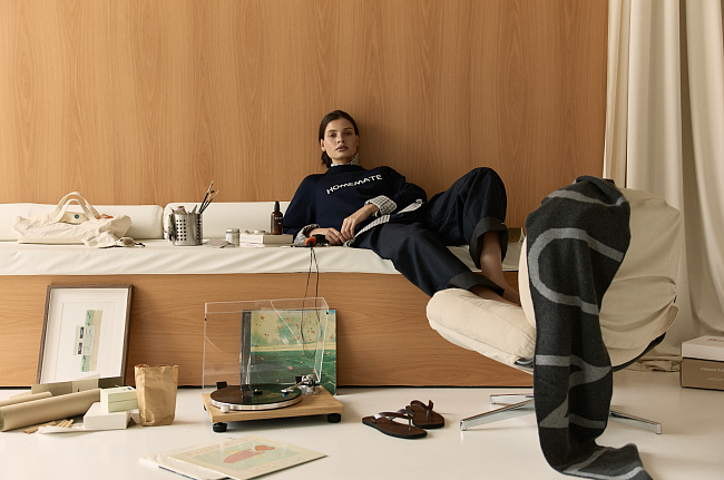Fashion-дайджест: дебютная коллекция денима LEFFERS, Homies x Abizyaeva и другие новости фото № 5
