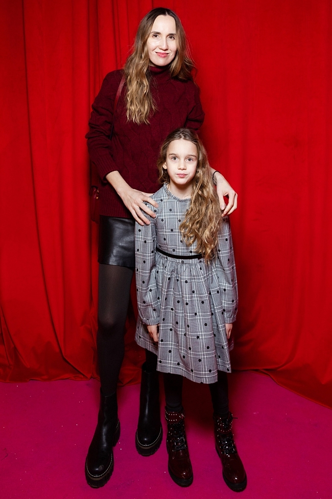 Кристина Абраменкова с дочерью фото № 8