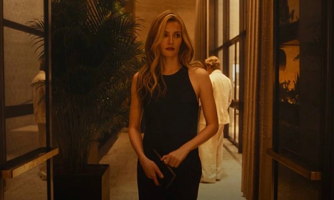 Как у Кэролин: как повторить укладку героини сериала «Американская история любви» фото № 1