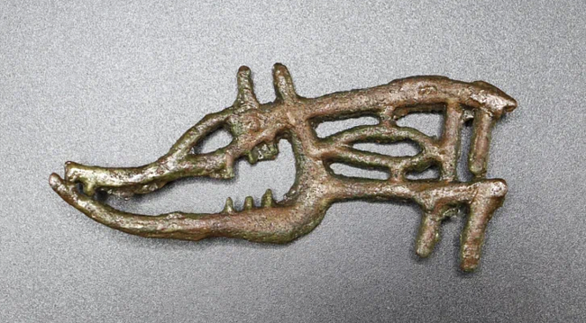 Фигурка хищного или хтонического существа фото № 10