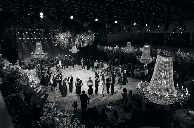 Fashion-дайджест: коллекция Kalmanovich Holiday, новогодний дроп Qari Qris и другие новости фото № 22