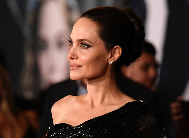 Анджелина Джоли недовольна решением суда по делу о разводе с Брэдом Питтом