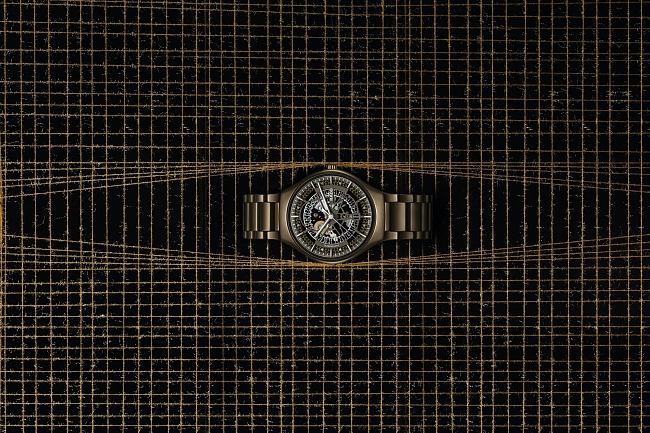 Цвет времени: Rado выпустили часы в матовом оливковом оттенке фото № 1
