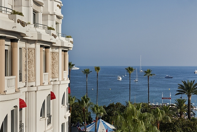 Интерьеры мира: сьют имени Мишель Морган в отеле Hôtel Barrière Le Majestic Cannes фото № 1