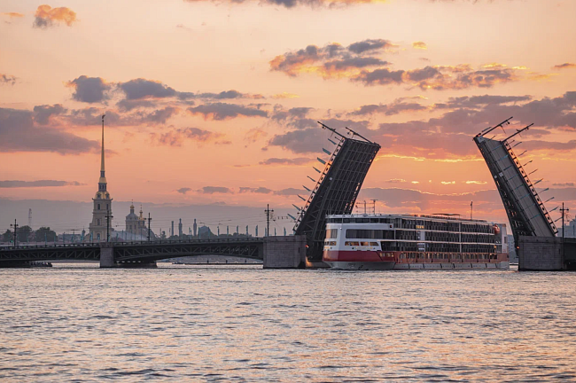 Гулять по воде: почему речной круиз — лучший подарок фото № 2